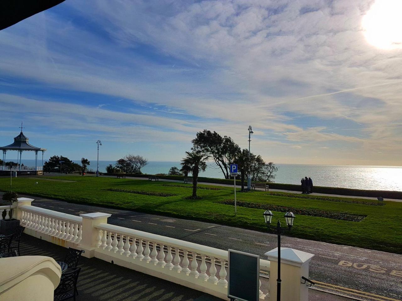 The View Hotel Folkestone, A Member Of Radisson Individuals Exterior foto